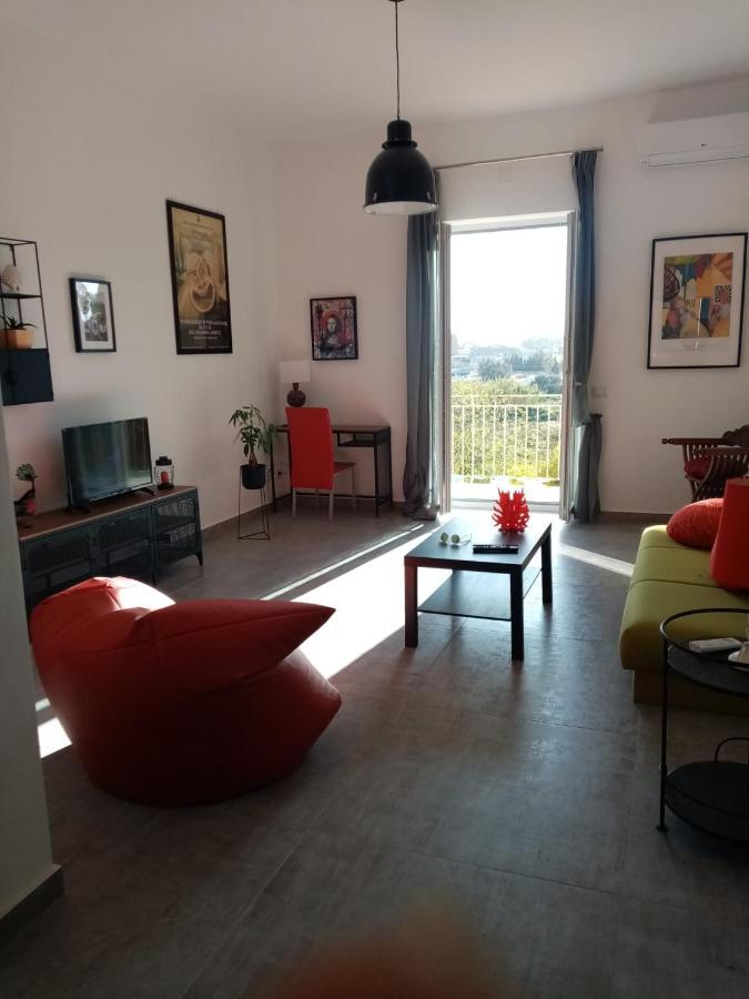 Lo Scorcio Della Neapolis Accogliente Appartamento Pressi Parco Neapolis Siraküza Dış mekan fotoğraf